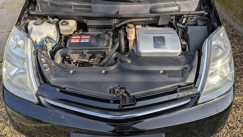 Gebraucht Toyota Prius Sol 111 PS (81 kW) 2007 Schwarz Kleinwagen