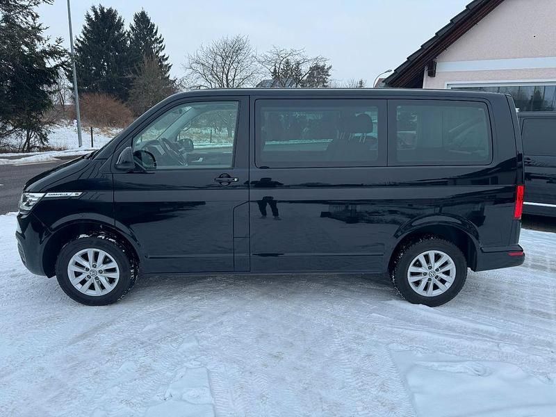 Gebraucht VW Caravelle 150 PS (110 kW) 2022 Schwarz Van / Kleinbus