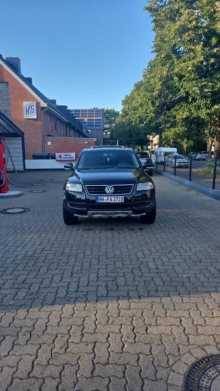 Schwarz Gebraucht 2006 VW Touareg SUV | 4.000 € (Fairer Preis) - Bild 1/4
