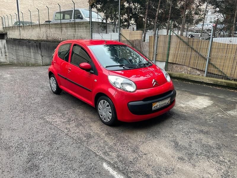 Gebraucht Citroën C1 Style 68 PS (50 kW) 2008 Rot 3p0/deckende lackierung Kleinwagen