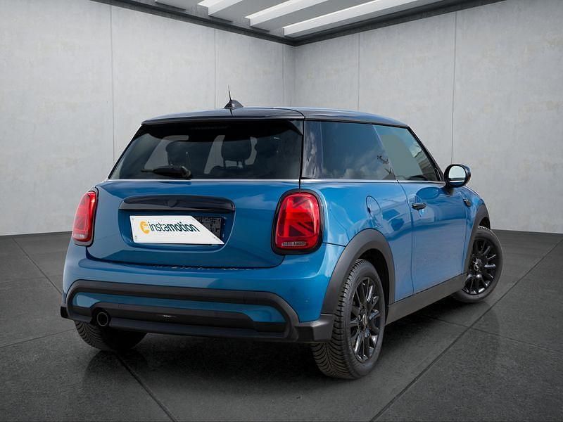 Gebraucht Mini Cooper 136 PS (100 kW) 2023 Blau Kleinwagen