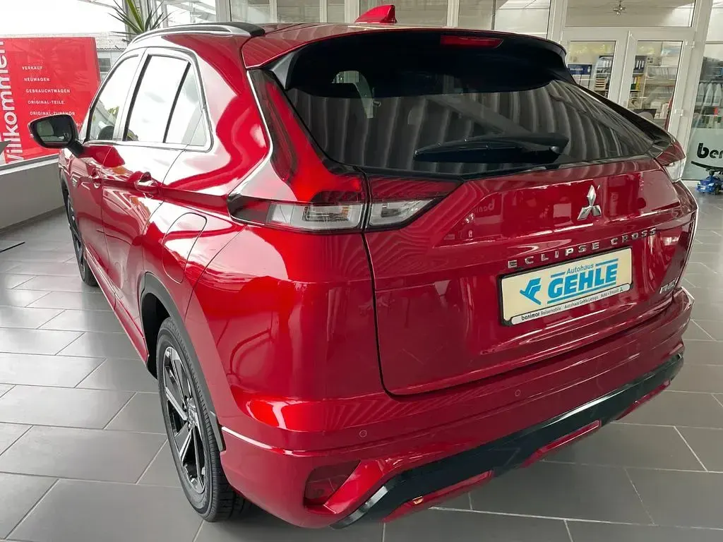 Neu Mitsubishi Eclipse Cross Top 98 PS (72 kW) 2025 Rot SUV