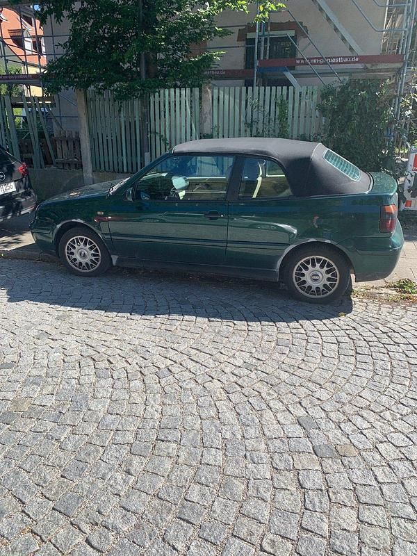Grün Gebraucht 1998 VW Golf Cabriolet Cabrio | 500 € (Superpreis) - Bild 1/4