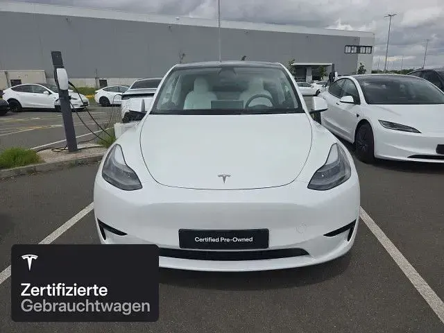Gebraucht Tesla Model Y RWD 203 kW (277 PS) 2024 Weiß SUV