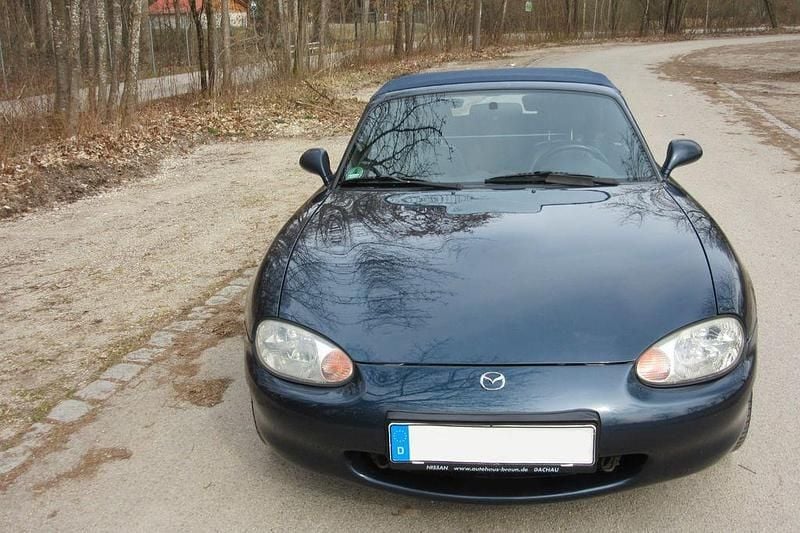 Gebraucht Mazda MX5 140 PS (102 kW) 1999 Blau Cabrio