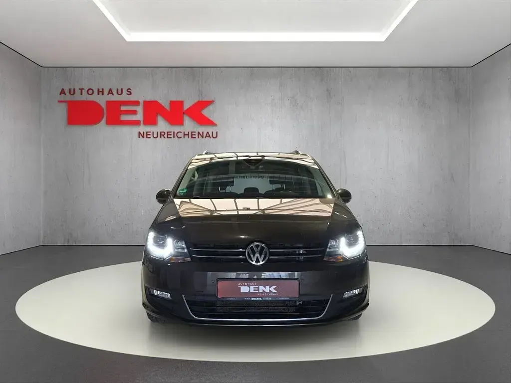 Gebraucht VW Sharan Cup 140 PS (102 kW) 2015 Braun Van / Kleinbus