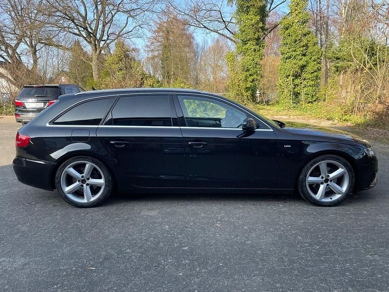 Gebraucht Audi A4 S-Line 143 PS (105 kW) 2012 Schwarz Kombi
