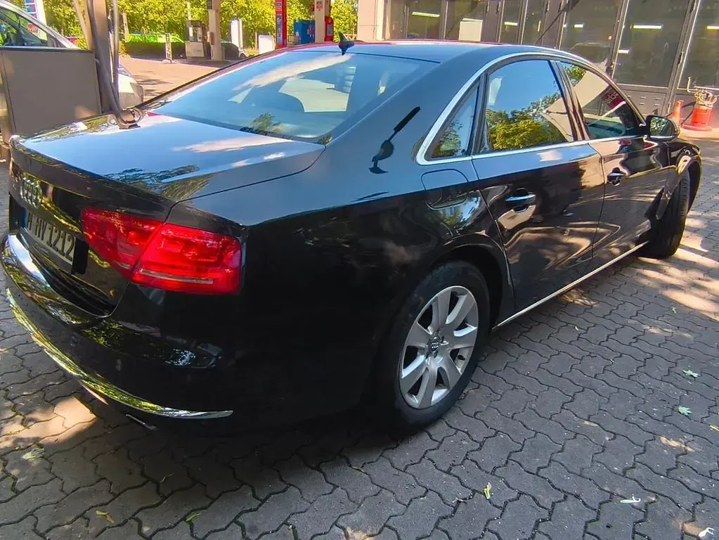 Gebraucht Audi A8 Sport 371 PS (272 kW) 2011 Schwarz Limousine