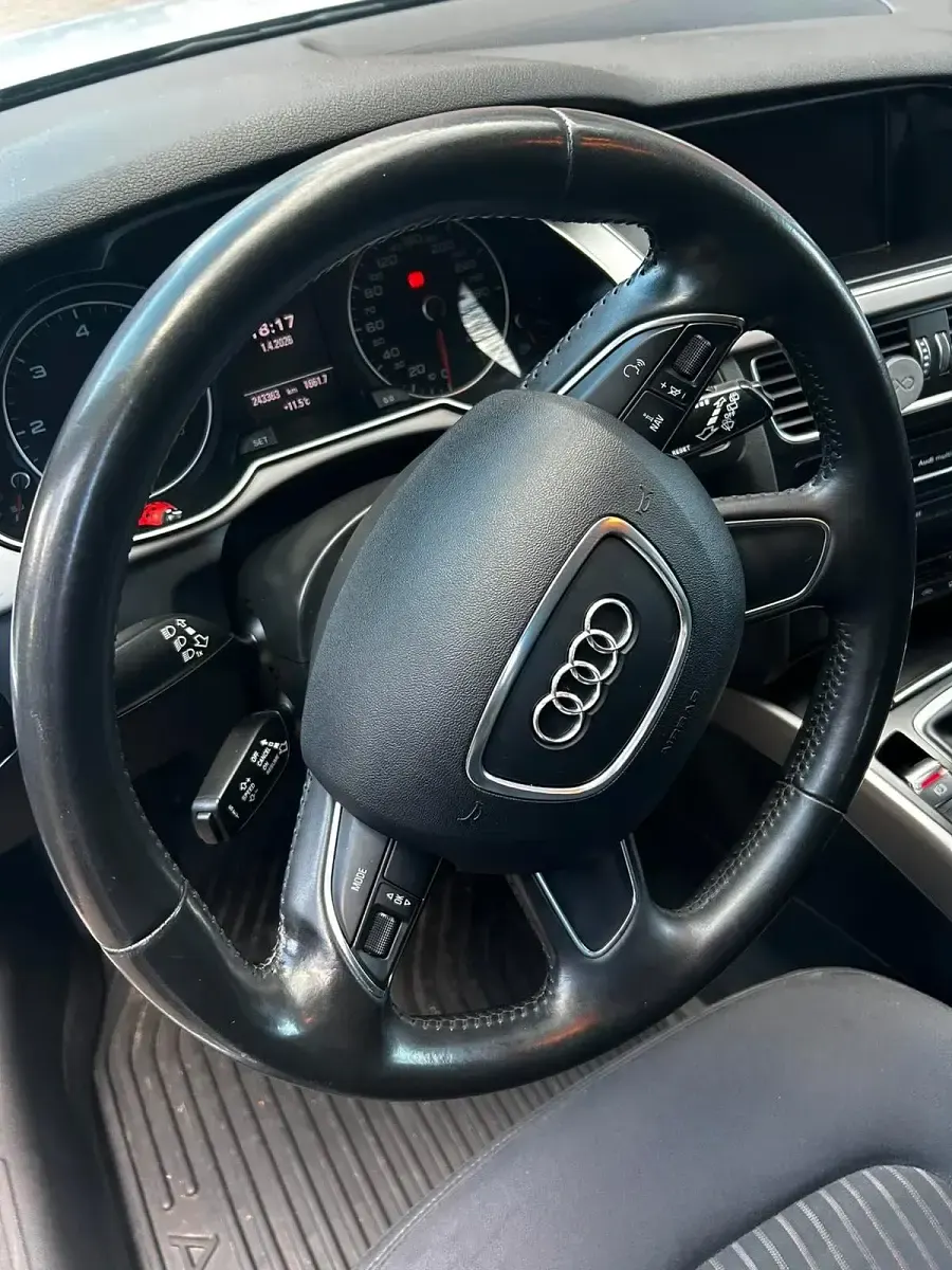 Gebraucht Audi A4 177 PS (130 kW) 2013 Grau Kombi