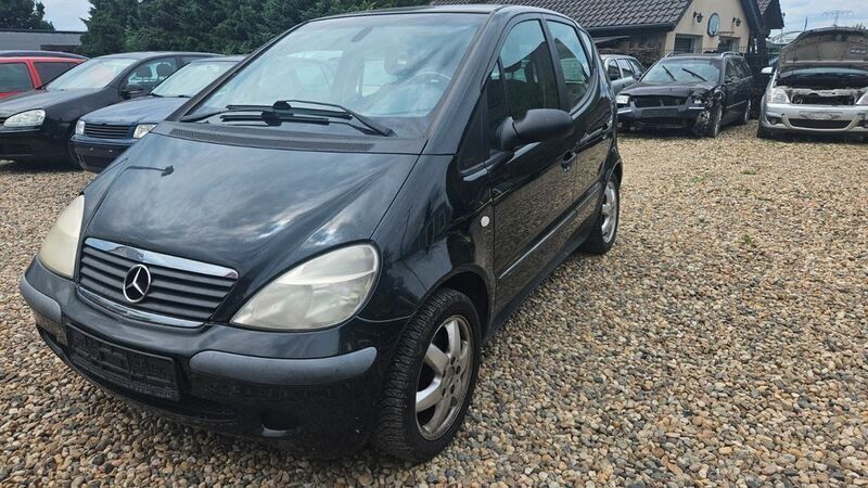 Schwarz Gebraucht 2002 Mercedes A140 Elegance Van / Kleinbus | 590 € (Guter Preis) - Bild 1/4