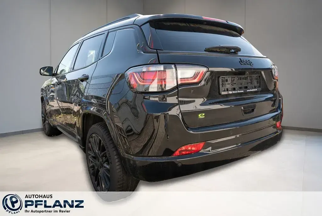 Used Jeep Compass Altitude 131 HP (96 kW) 2023 Black SUV
