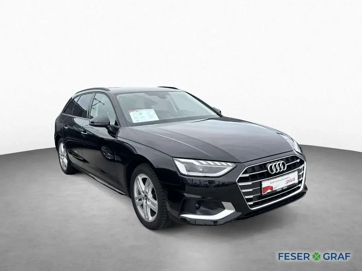 Używany Audi A4 Advanced Plus 163 KM (119 kW) 2024 Czarny Kombi