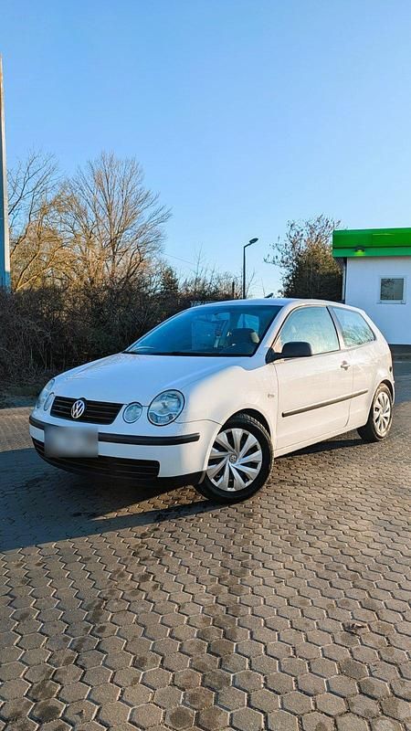 Gebraucht VW Polo 54 PS (39 kW) 2003 Weiß Kleinwagen