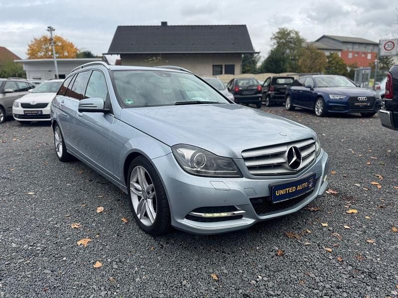 Gebraucht Mercedes C220 170 PS (125 kW) 2013 Silber Kombi