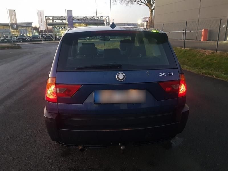 Gebraucht BMW X3 150 PS (110 kW) 2006 Blau SUV