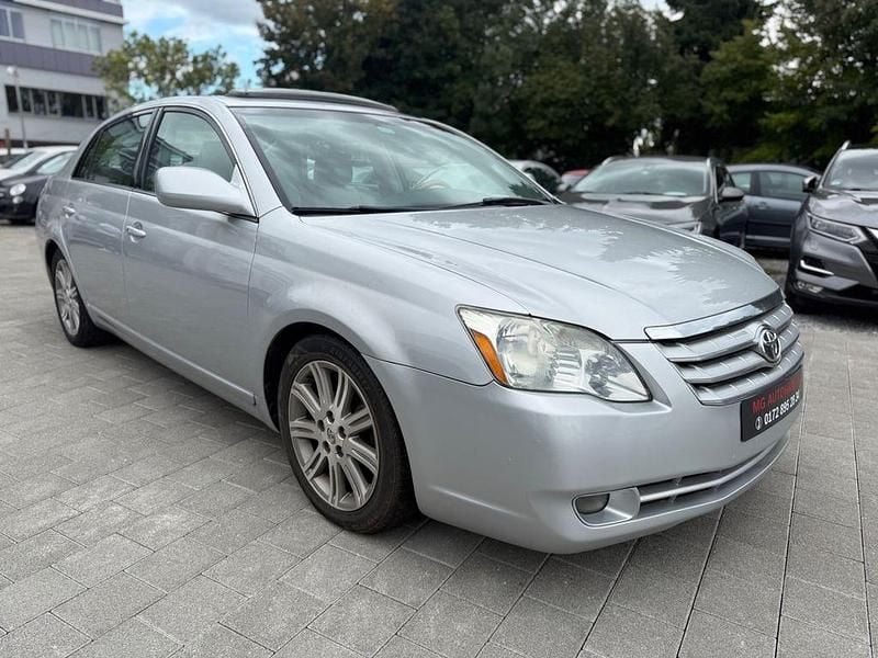 Silber Gebraucht 2006 Toyota Avalon Limited Limousine | 3.999 € - Bild 1/4