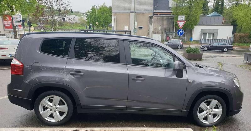 Gebraucht Chevrolet Orlando LT 141 PS (103 kW) 2013 Grau Van / Kleinbus