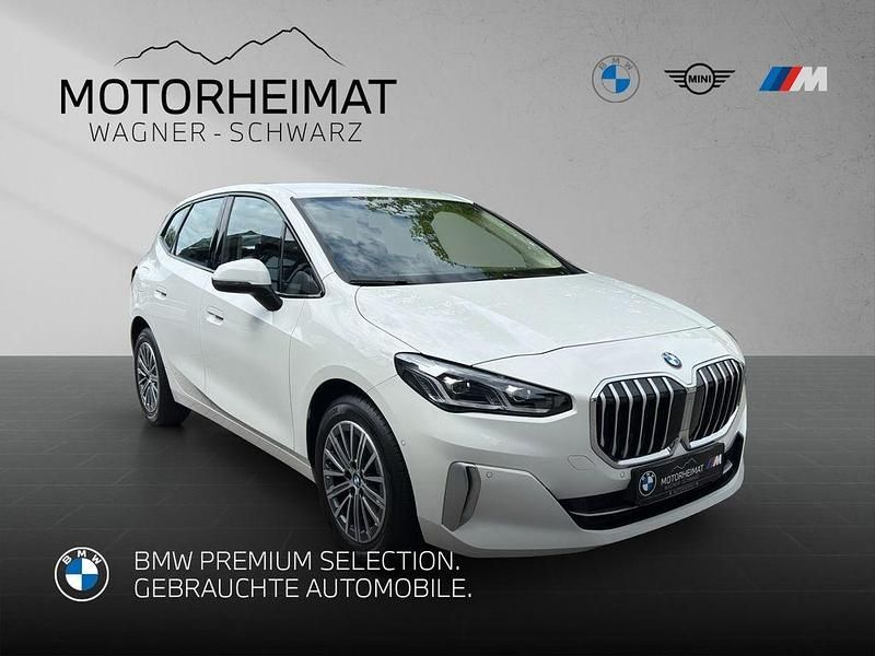 Gebraucht BMW 220 Active Tourer Luxury Line 163 PS (119 kW) 2025 Weiß Van / Kleinbus