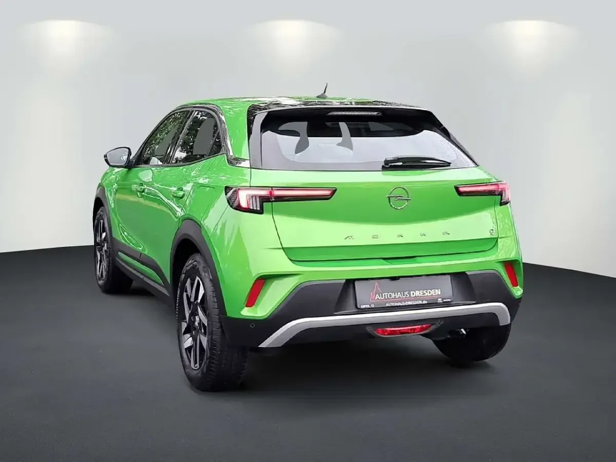 Gebraucht Opel Mokka-e Elegance 100 kW (136 PS) 2023 Grün SUV