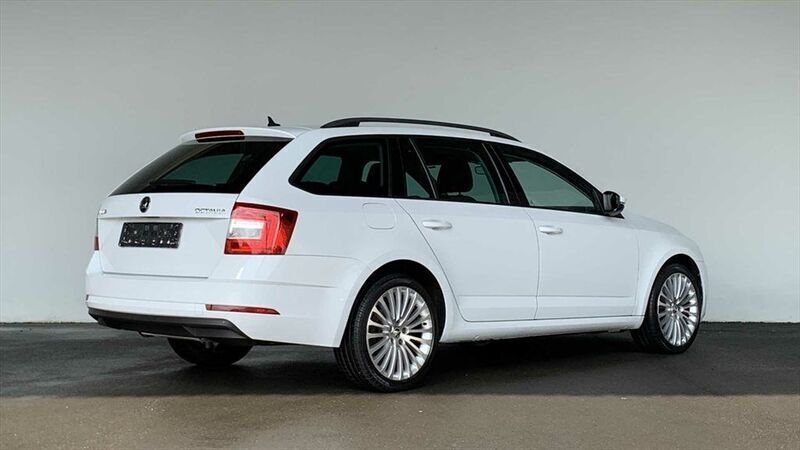 Gebraucht Skoda Octavia 150 PS (110 kW) 2017 Weiss / metallic Kombi