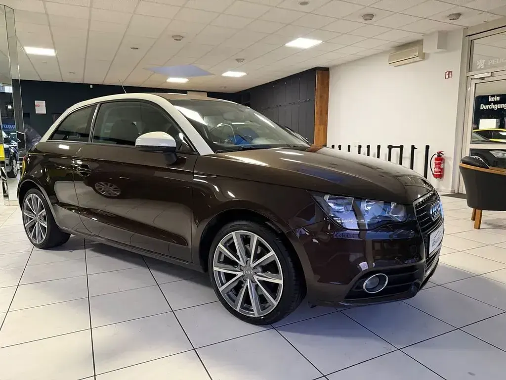 Gebraucht Audi A1 Ambition 122 PS (89 kW) 2010 Braun Kleinwagen