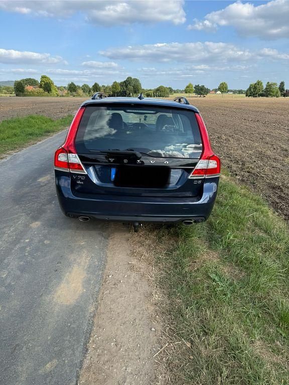 Gebraucht Volvo V70 215 PS (158 kW) 2015 Blau Kombi