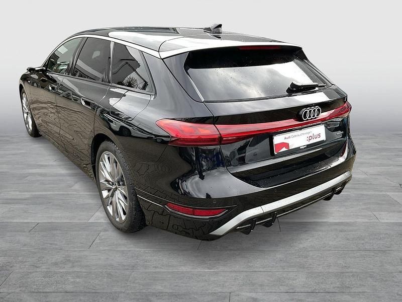 Gebraucht Audi A6 e-tron S-Line 314 kW (428 PS) 2025 Mythosschwarz metallic Kombi