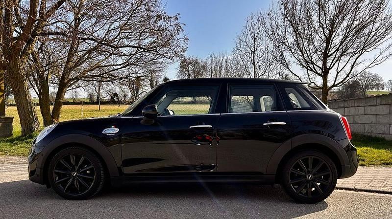 Gebraucht Mini Cooper S Chili 192 PS (141 kW) 2017 Schwarz Kleinwagen