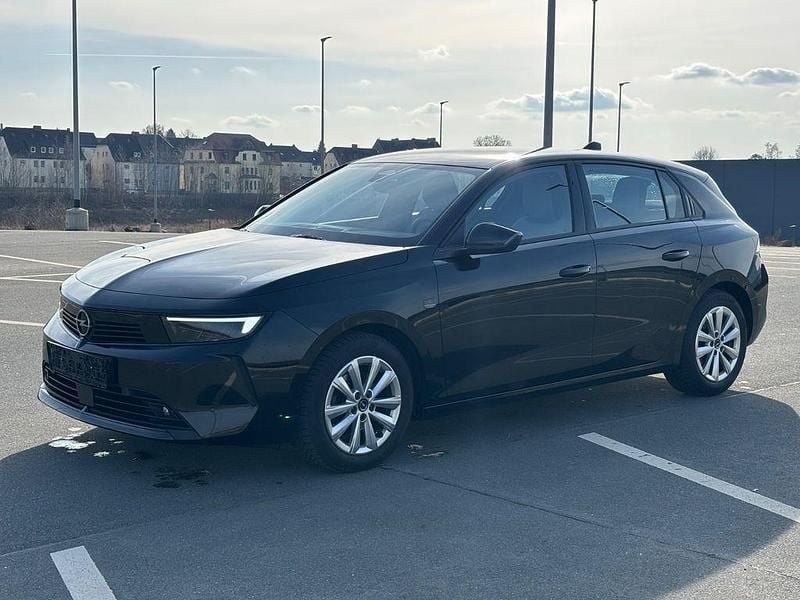 Gebraucht Opel Astra Enjoy 110 PS (80 kW) 2024 Schwarz Limousine