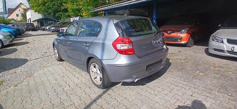 Gebraucht BMW 116 115 PS (84 kW) 2005 Grau Kleinwagen