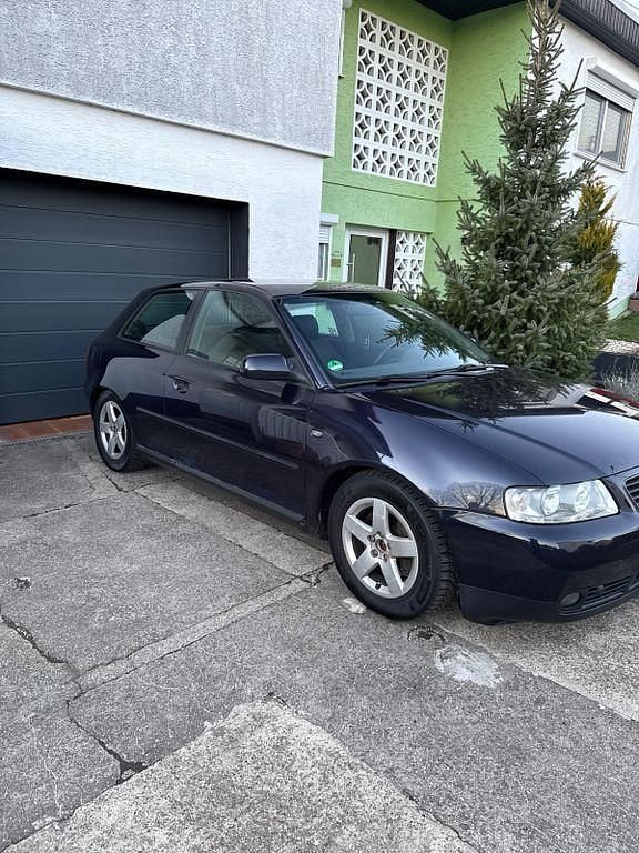 Gebraucht Audi A3 Ambition 131 PS (96 kW) 2002 Blau Kleinwagen