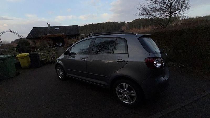 Gebraucht VW Golf Plus Cross 122 PS (89 kW) 2013 Grau Van / Kleinbus
