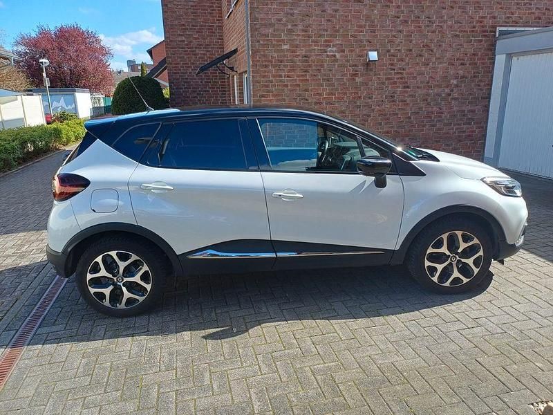 Gebraucht Renault Captur Collection 131 PS (96 kW) 2019 Weiß SUV
