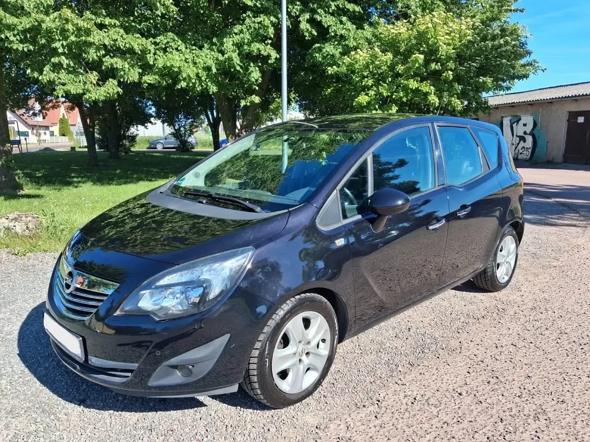 Używany Opel Meriva 140 KM (102 kW) 2010 Czarny Minivan