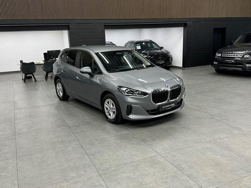 Gebraucht BMW 225 Active Tourer 245 PS (180 kW) 2023 Grau Van / Kleinbus