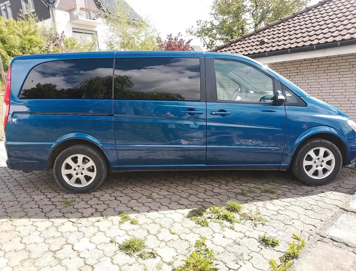 Gebraucht Mercedes Viano 150 PS (110 kW) 2004 Blau Van / Kleinbus