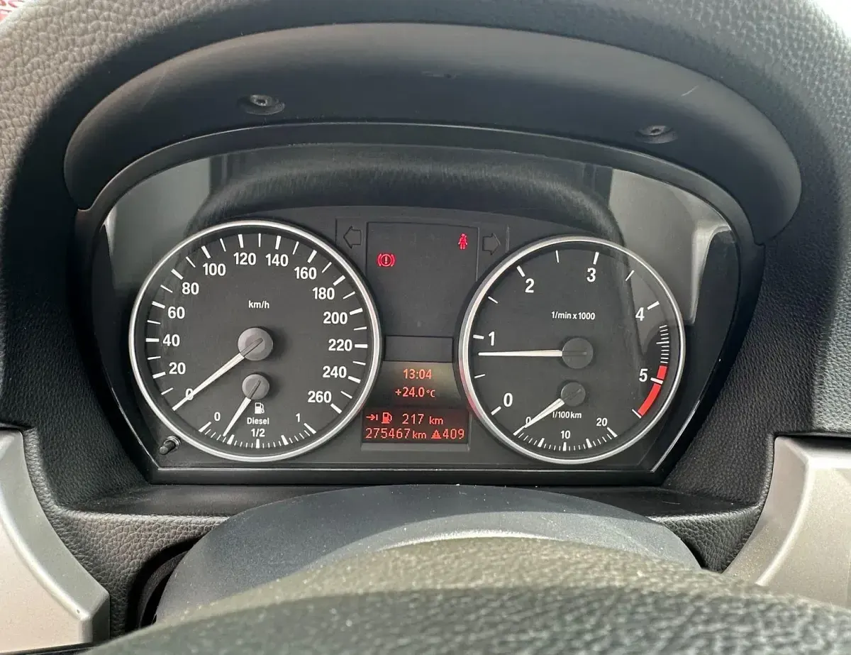 Gebraucht BMW 318 122 PS (89 kW) 2007 Blau Limousine