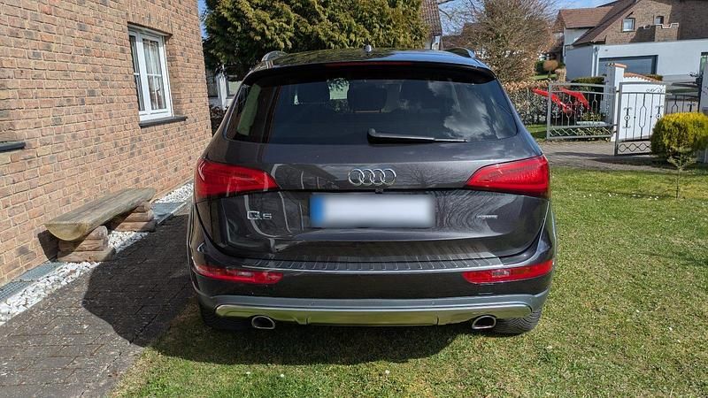 Gebraucht Audi Q5 Design 258 PS (189 kW) 2016 Andere farben SUV