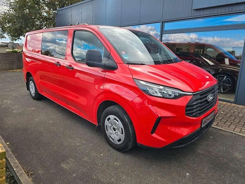 Gebraucht Ford Transit Custom 150 PS (110 kW) 2024 Rot Van / Kleinbus