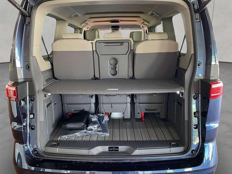 Gebraucht VW Multivan Goal 150 PS (110 kW) 2025 Blau Van