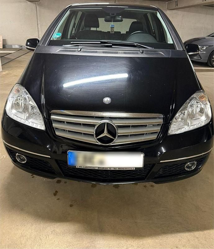 Gebraucht Mercedes A200 Avantgarde 140 PS (102 kW) 2010 Schwarz Van / Kleinbus