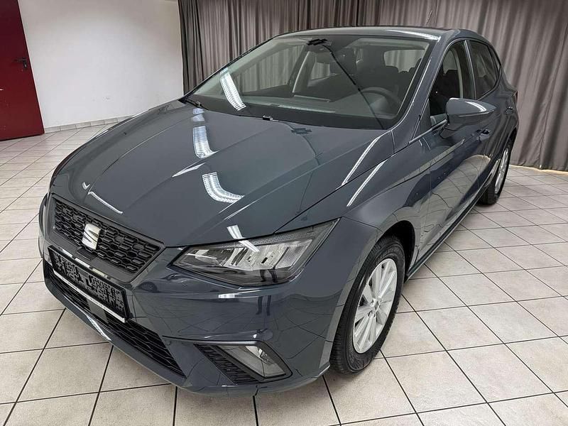 Neu Seat Ibiza Reference 80 PS (58 kW) 2025 Blau Limousine