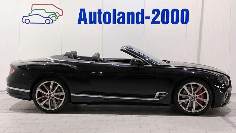 Gebraucht Bentley Continental GT Convertible Mulliner 635 PS (467 kW) 2019 Onyx metallic (metallic) Cabrio