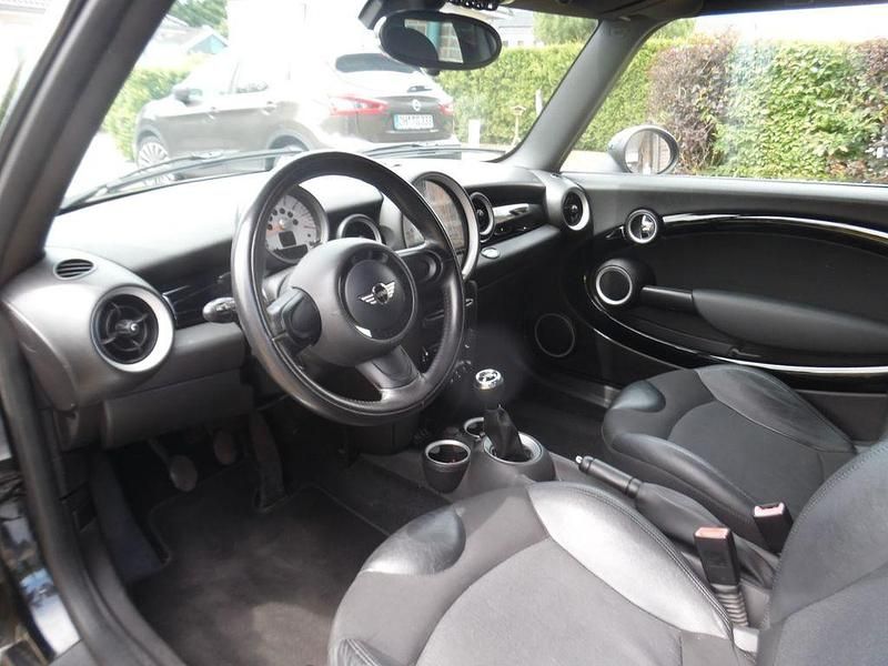 Gebraucht Mini ONE Brick Lane 75 PS (55 kW) 2013 Schwarz Kleinwagen