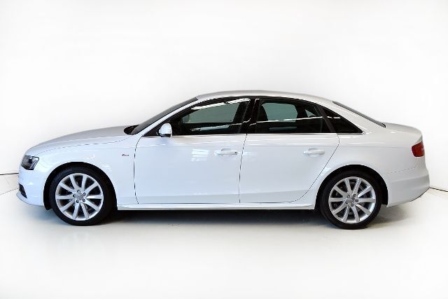 Gebraucht Audi A4 Ambition 177 PS (130 kW) 2013 Weiß Limousine