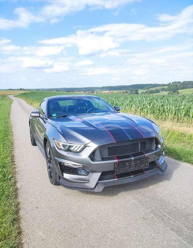 Gebraucht Ford Mustang Basis 317 PS (233 kW) 2016 Coupé