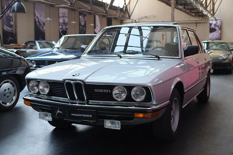 Gebraucht BMW 528 184 PS (135 kW) 1980 Silber Limousine
