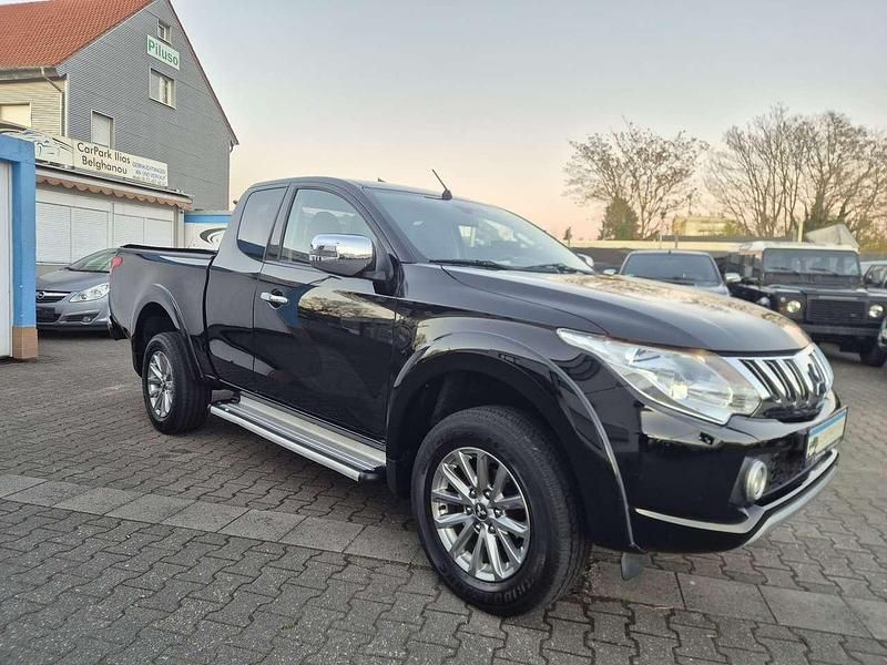 Gebraucht Mitsubishi L200 Plus 181 PS (133 kW) 2016 Magicschwarz (p) Pickup