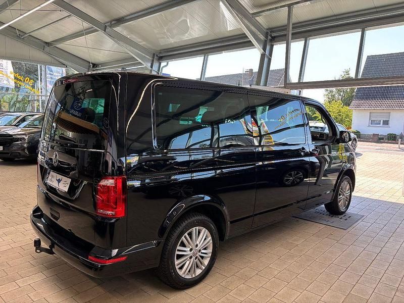 Gebraucht VW Multivan Comfortline 150 PS (110 kW) 2019 Schwarz Van