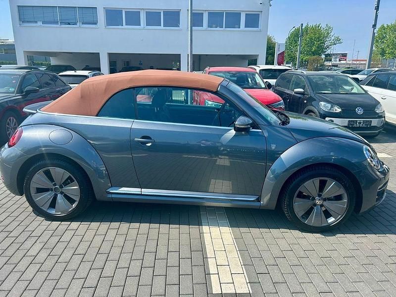 Gebraucht VW Beetle Karmann 150 PS (110 kW) 2017 Grau Kleinwagen